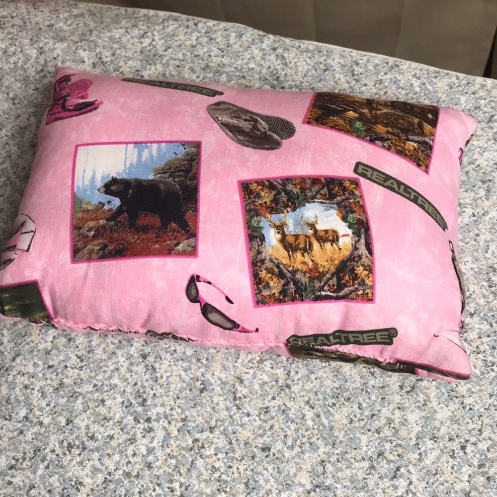 Hand made lumbar pillow Realtree pink